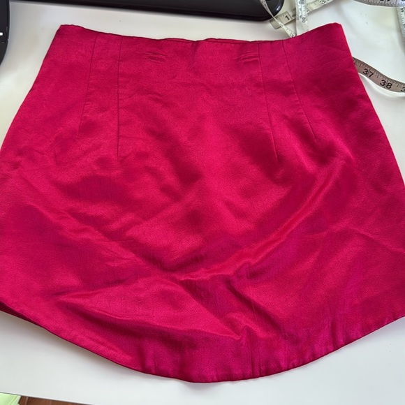 ZARA 🧵🪡satin effect high waist mini skirt blogger insta favor… - Picture 12 of 13